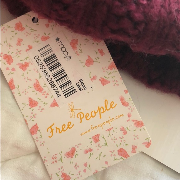 Free People Beanie - Picture 2 of 5